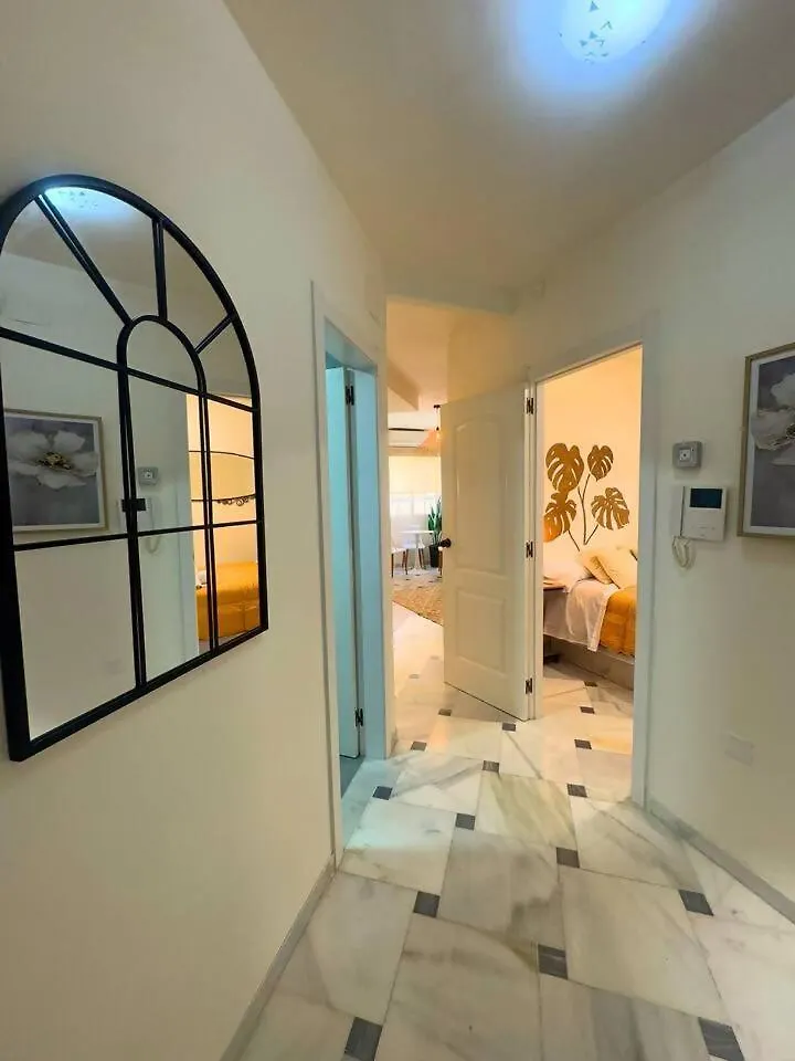 Home4U Acogedor Apartamento En Maracena 0*,